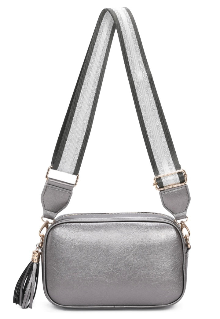 Classic Camera Bag in Metallic Dark Silver Grey