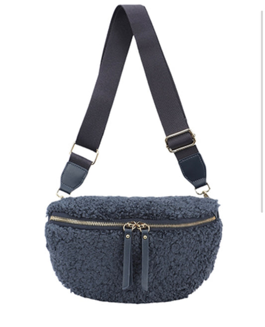 Sling Bag in Dark Blue Fleece